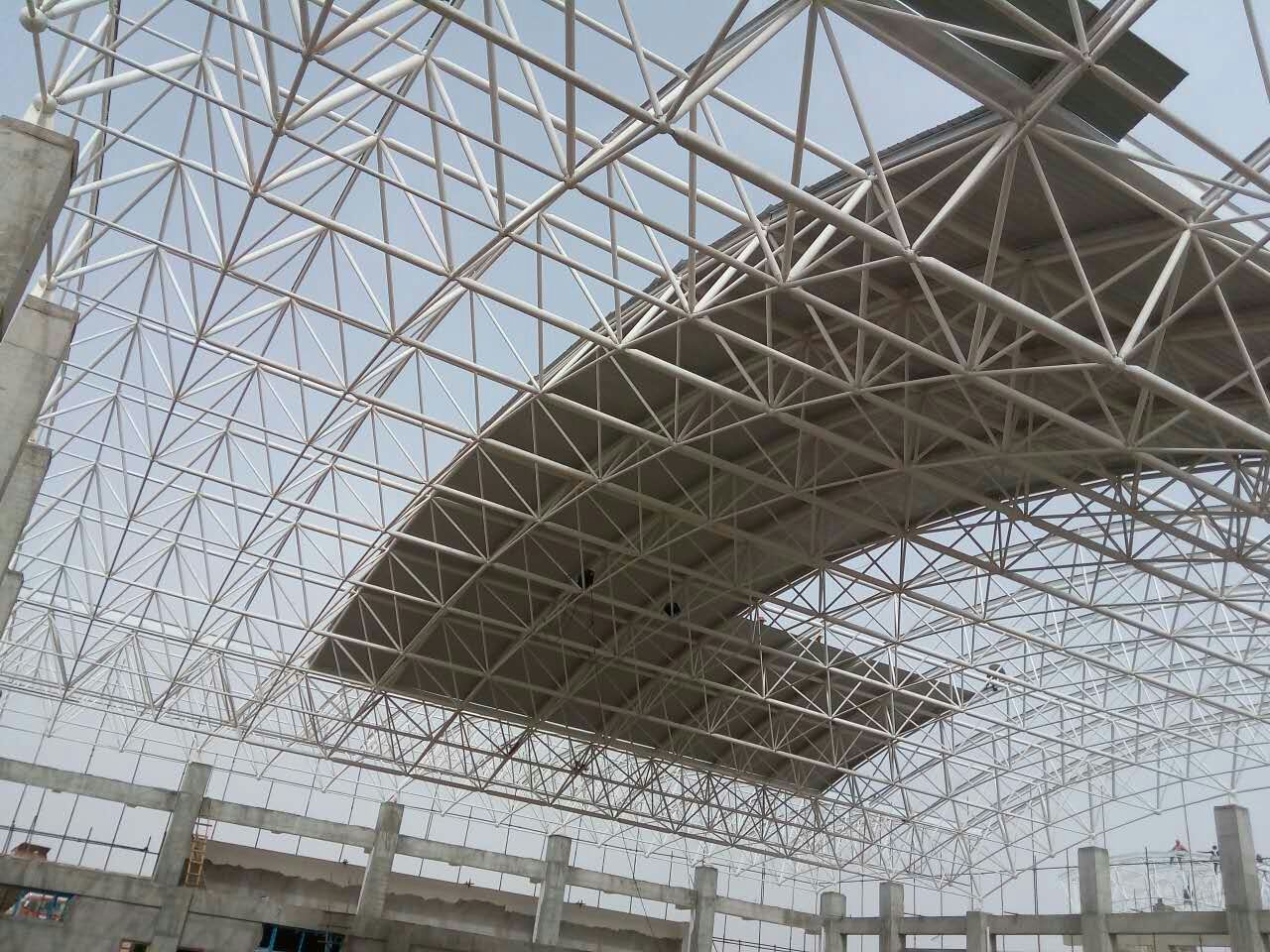广元青岛一汽网架